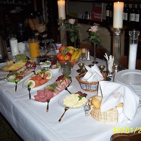 Zum Eichbaum Hotel Hamburg-Harburg Buitenkant foto